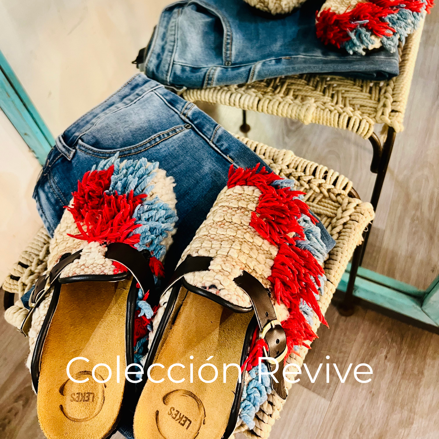 Mule Noura de Leke's de la colección Revive confeccionada a mano con retales de tela de algodón